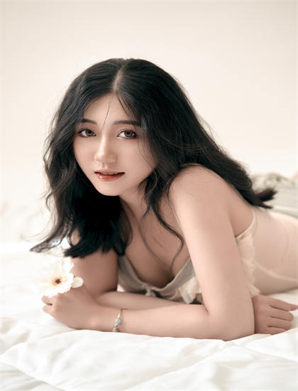 《鲁保罗变装皇后秀第十二季》值得看吗？优缺点全面分析与建议